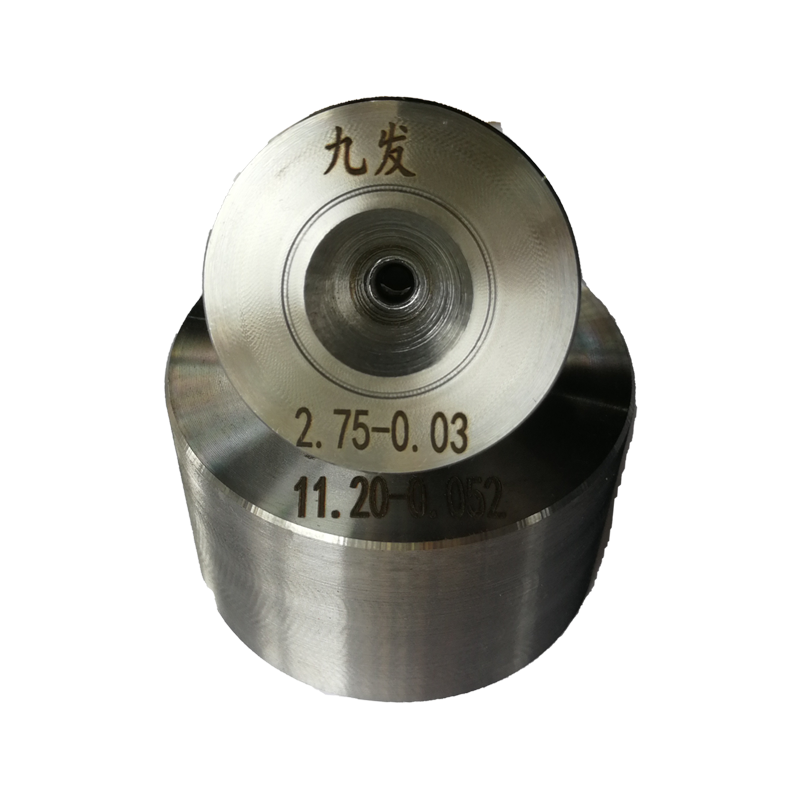 金刚石拉丝模具有两种 金刚石拉丝模具有两种